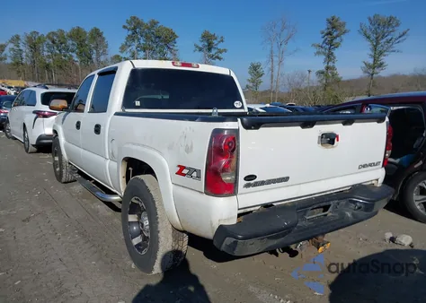 2005 Chevrolet Silverado 1500 Z71 from USA, damaged, VIN 2GCEK13T851317466